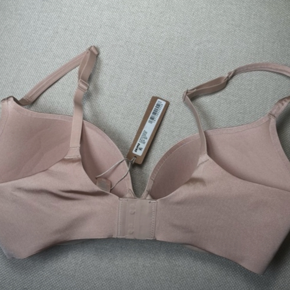 NWT Skims Ultimate Teardrop Push Up Bra - Picture 3 of 5